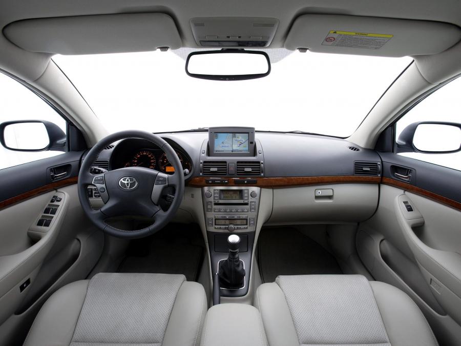  Toyota Avensis Sedan 2006 года  (фото 7 из 113)